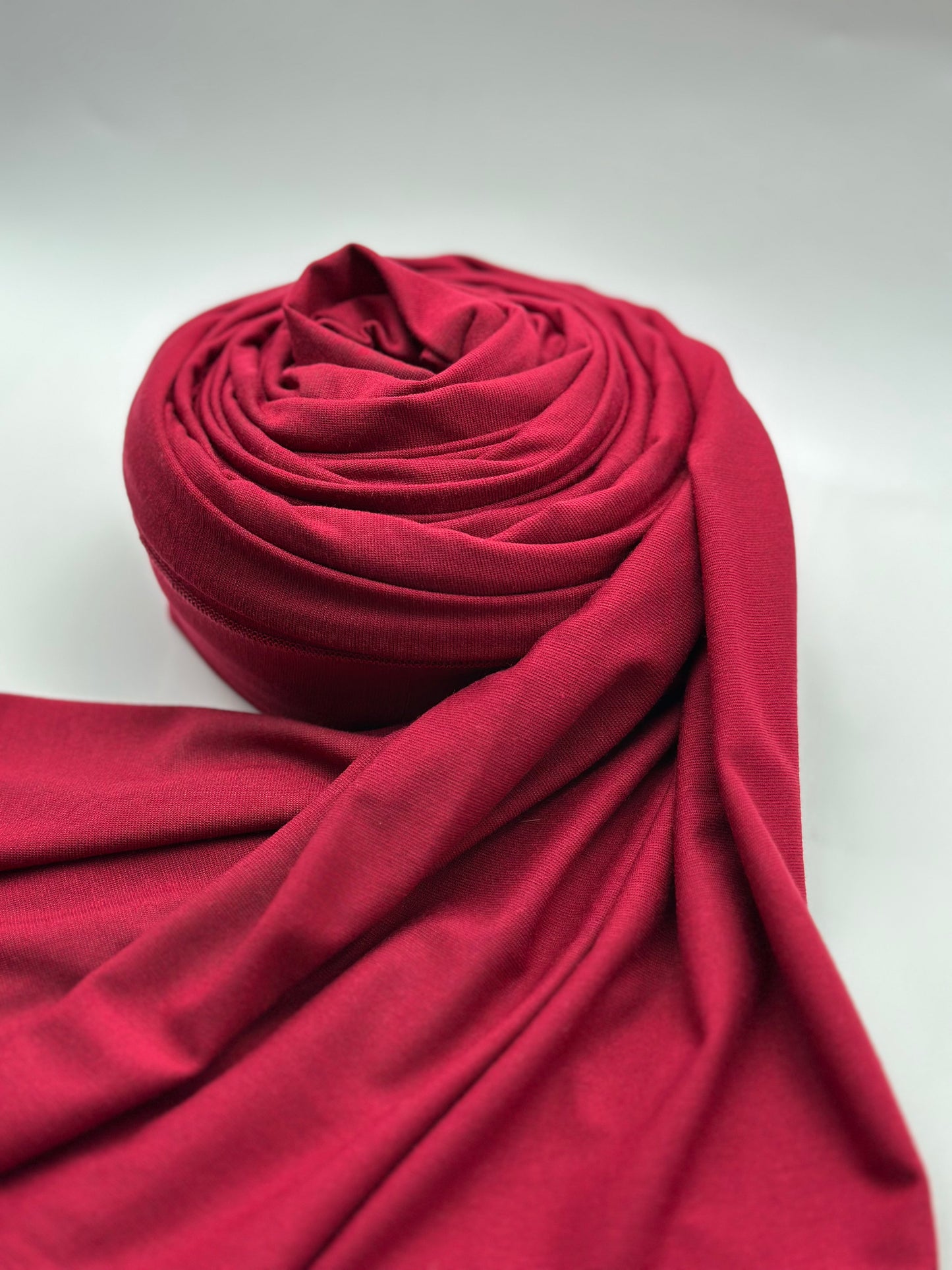 Jersey Hijab Himbeerrot